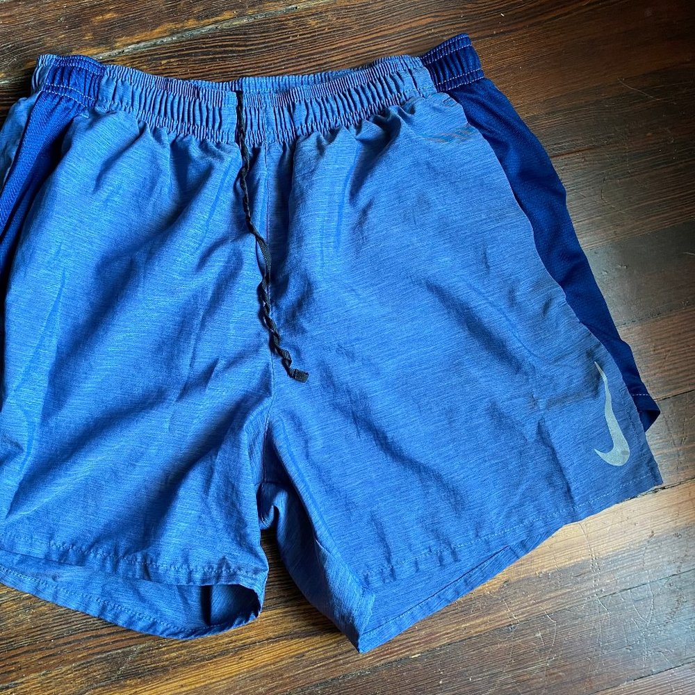 Nike Challenger 5" Running Shorts